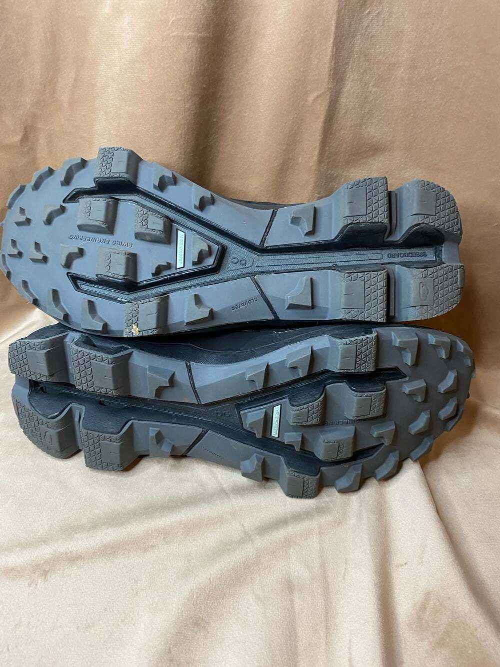 On Running Cloudventure Peak Trail Running Shoes Women's Size 8.5 - Picture 5 of 8